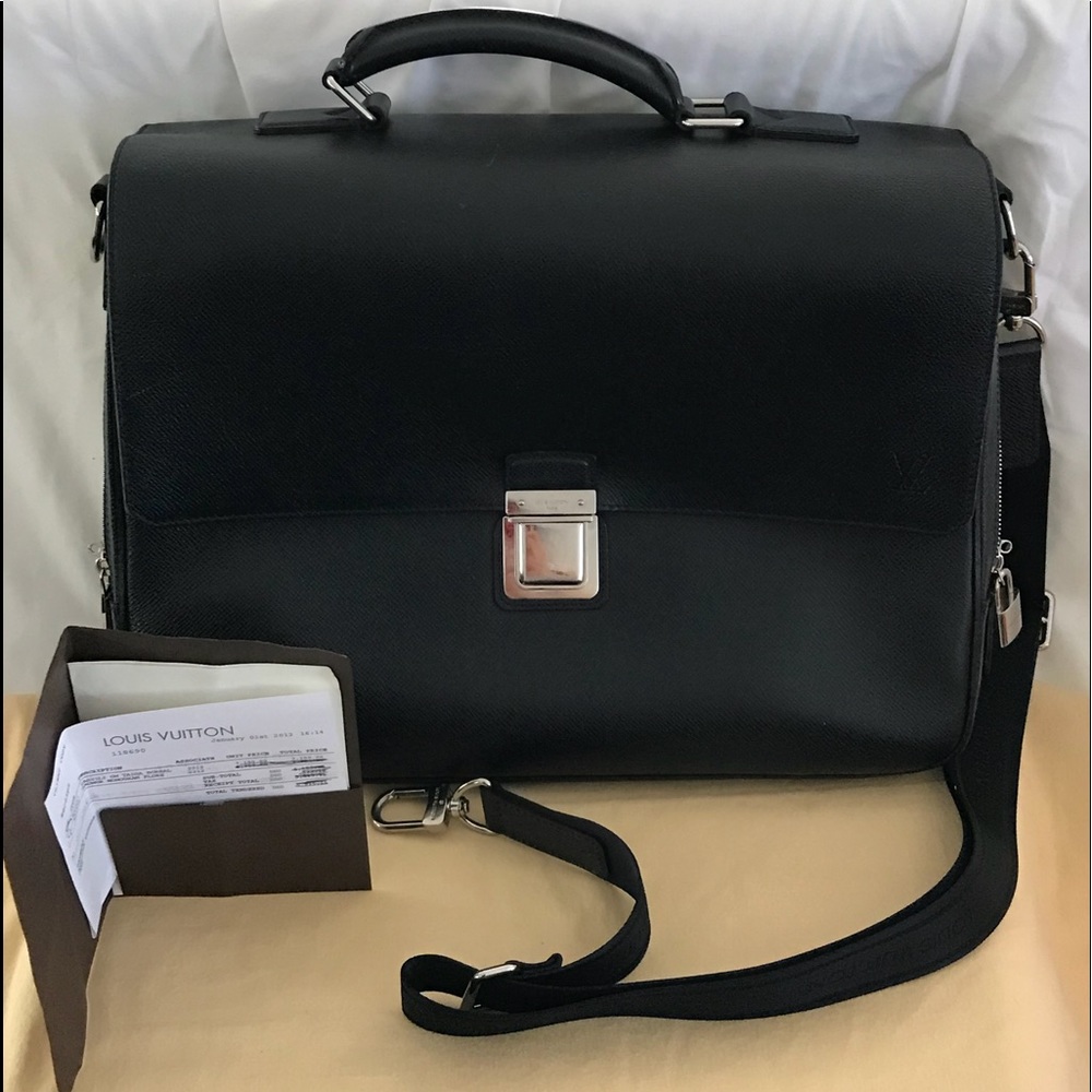 Authentic Luis Vuitton computer/ Brief case GM